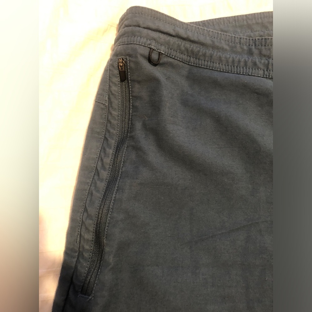 Roark Layover 2.0 Shorts Chino Mens 38 Blue Outdoor Travel Hiking Pockets RS288 - Picture 3 of 11